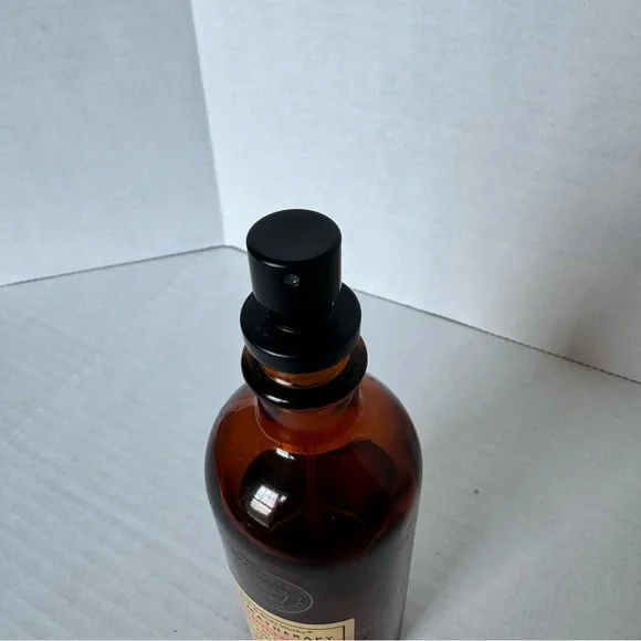 Bath & Body Works Aromatherapy Peppermint Grapefruit Energizing Body Essence - Picture 3 of 8